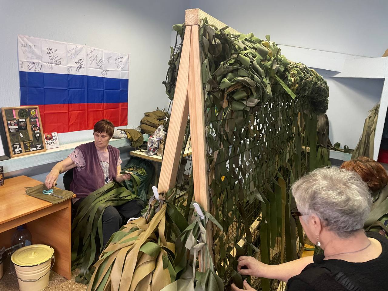 image_0 image_0