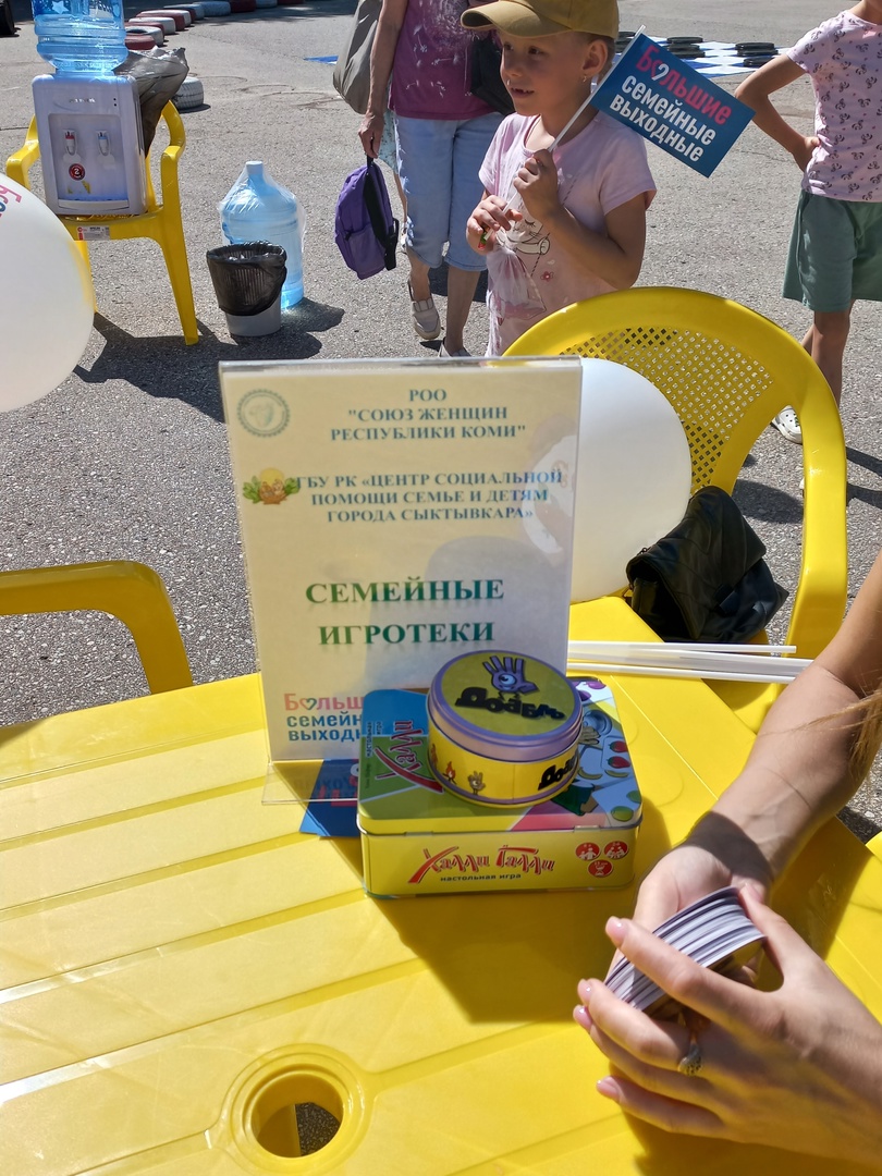 image_0 image_0