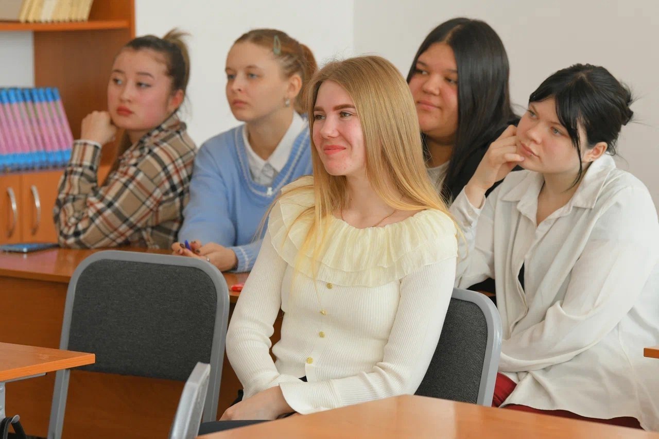 image_0 image_0