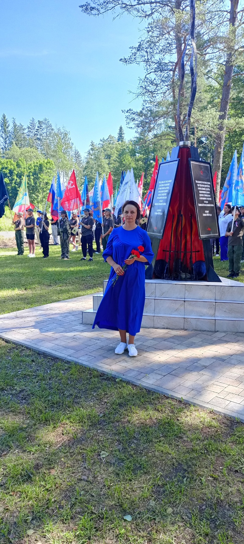 image_0 image_0