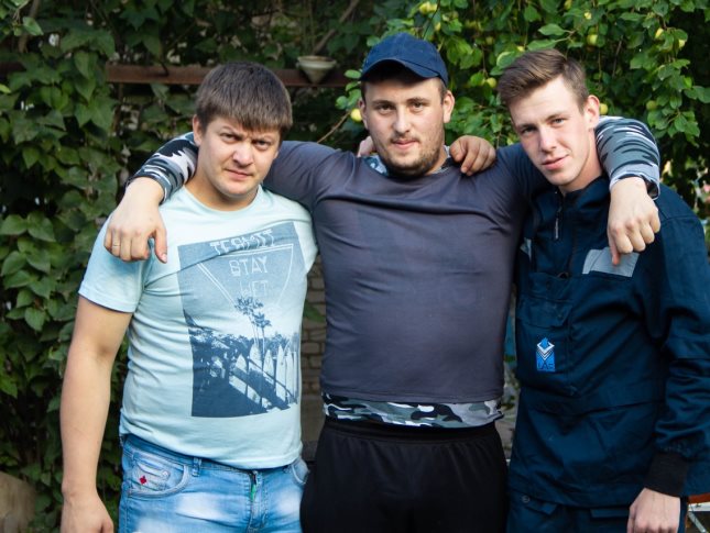 image_0 image_0