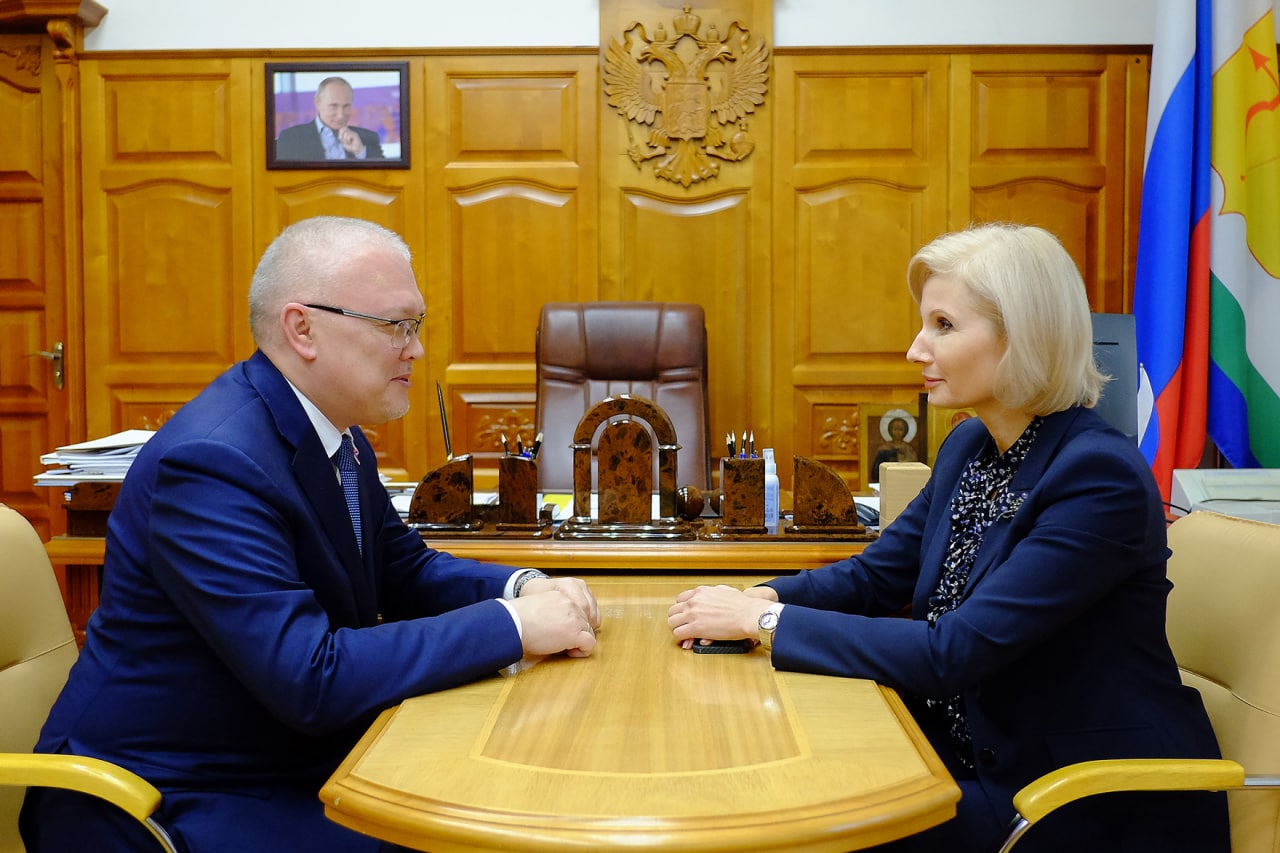 image_0 image_0