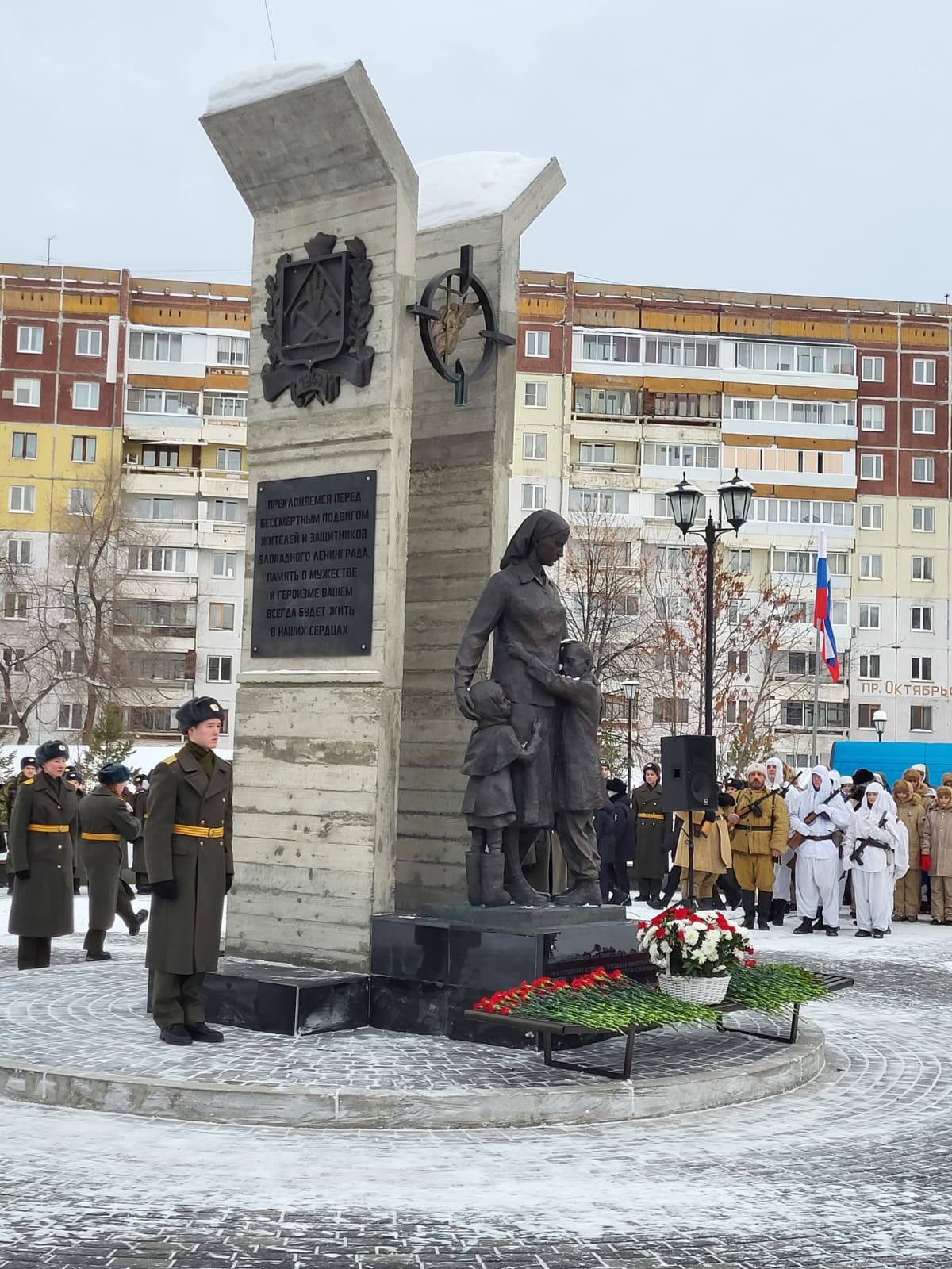 image_0 image_0