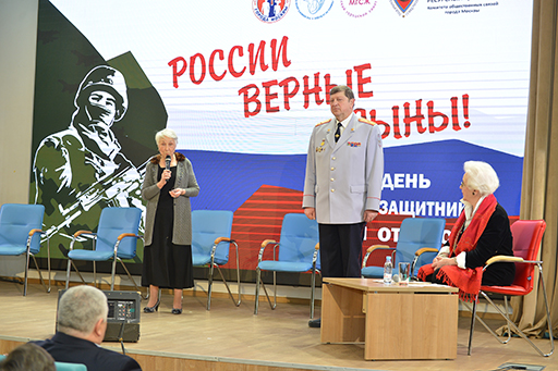 image_0 image_0