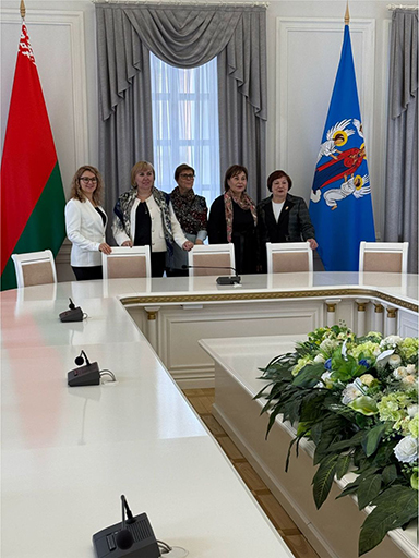 image_0 image_0