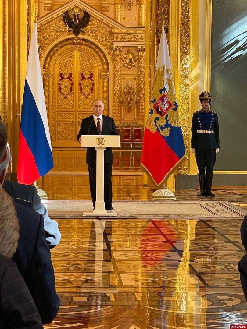 image_0 image_0