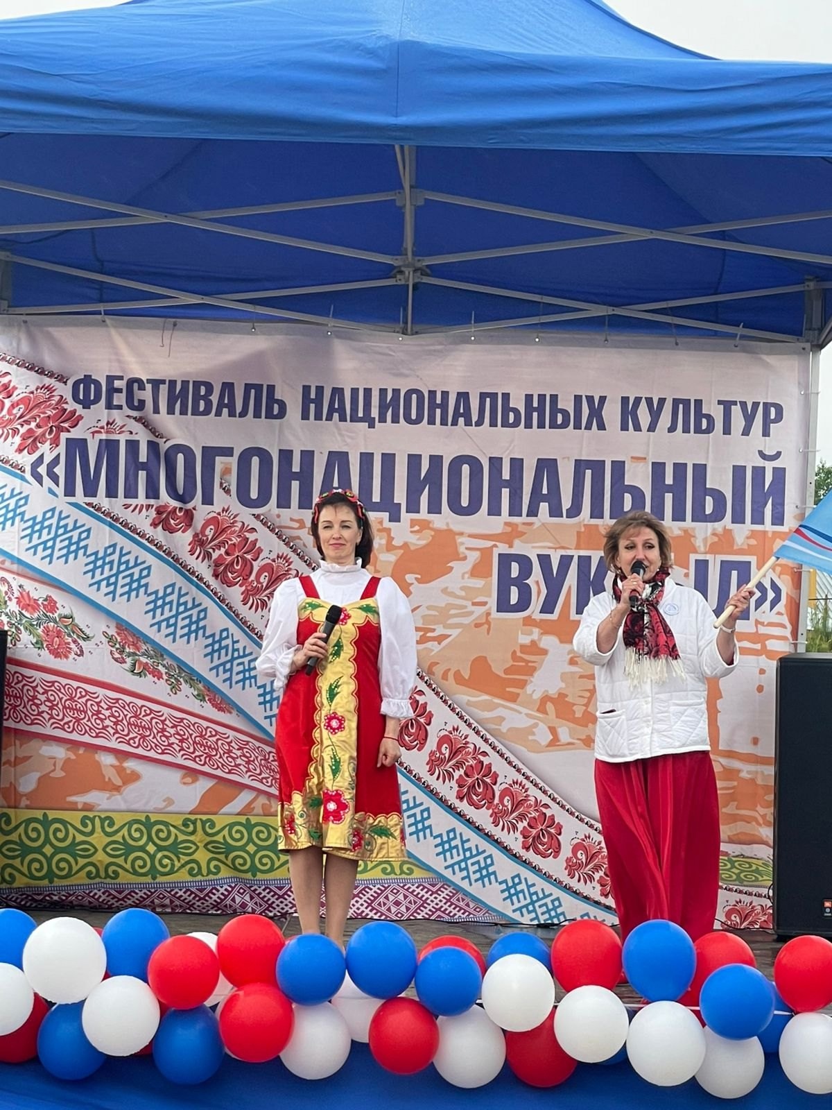 image_0 image_0