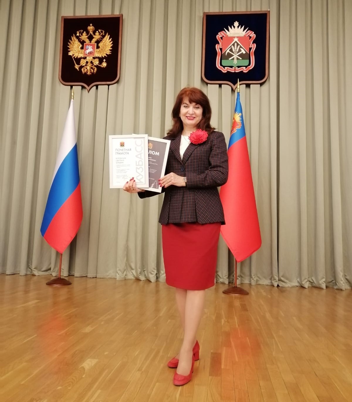 image_0 image_0