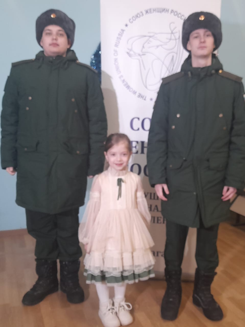 image_0 image_0