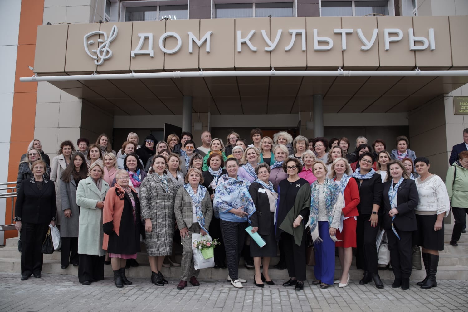 image_0 image_0