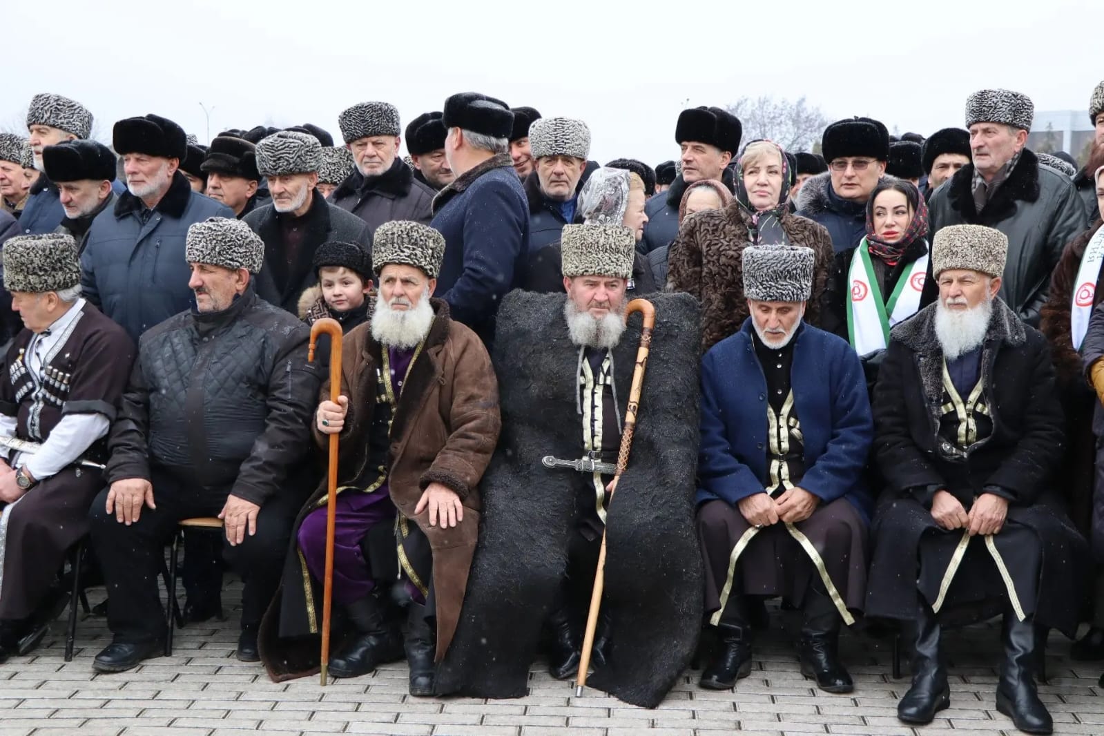 image_0