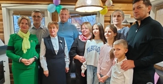 image_0 image_0