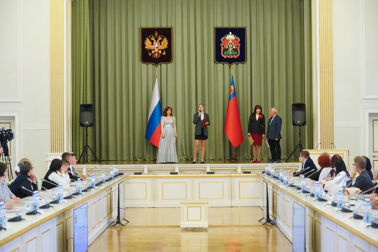 image_0 image_0