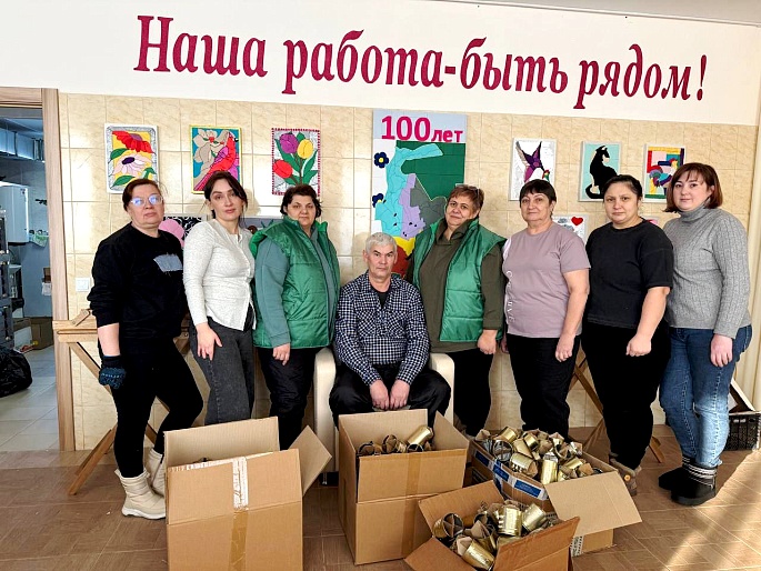 Тюменские активистки помогают участникам СВО и жителям Белгородской области