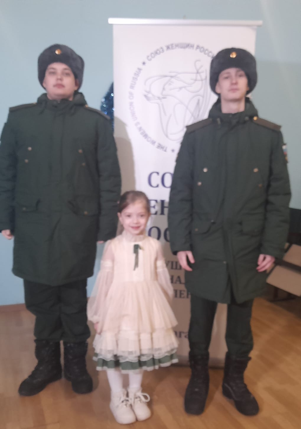 image_0 image_0