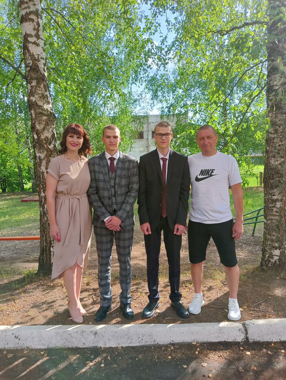 image_0