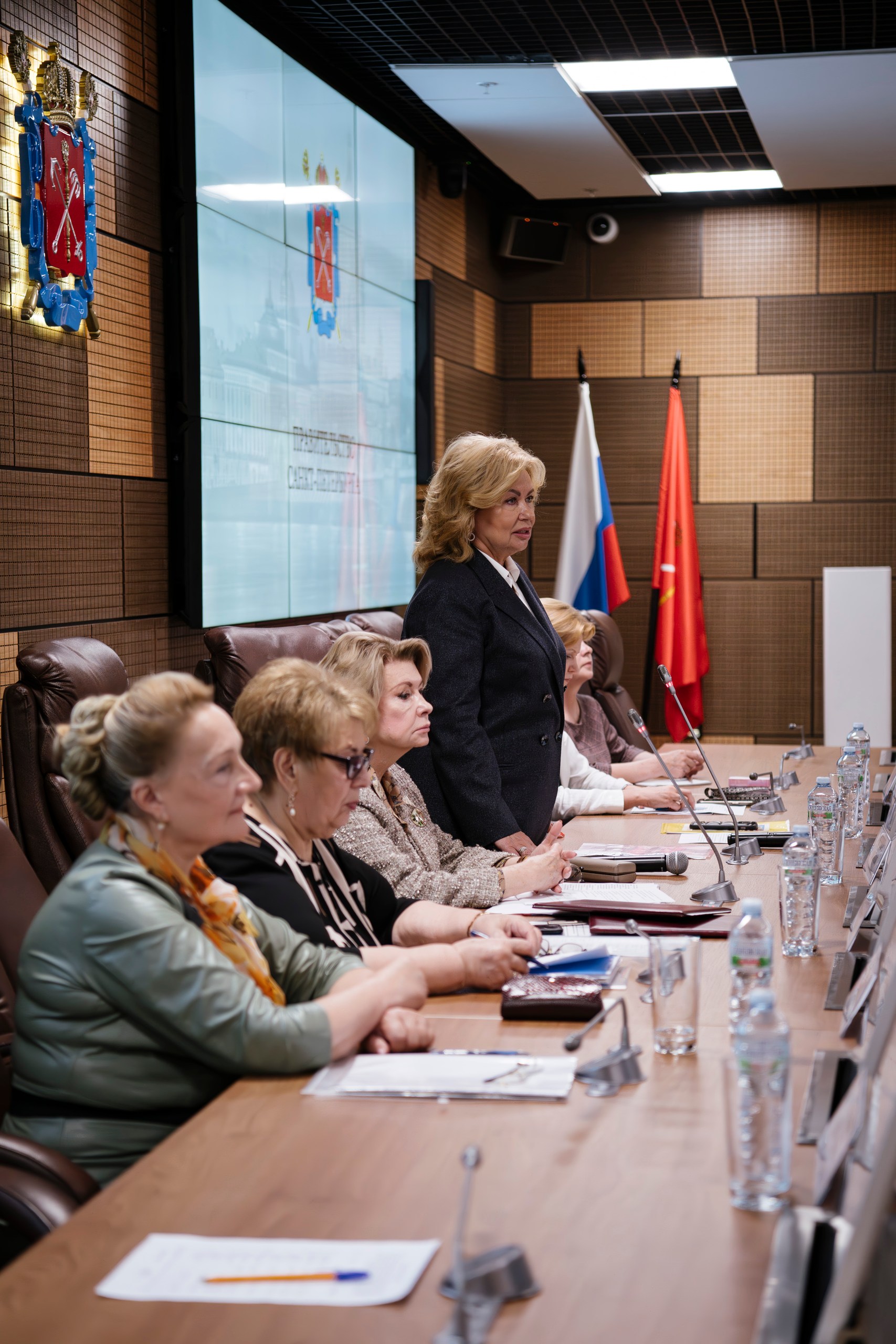 image_0 image_0