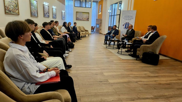 В Калуге открылась Школа юного юриста