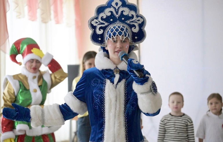 «Островитянки» подарили праздник детям военнослужащих