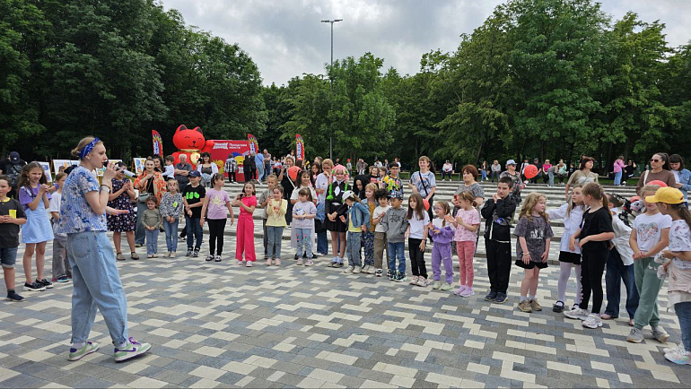 Женсоветы Предгорья помогают сделать летние каникулы веселыми и полезными