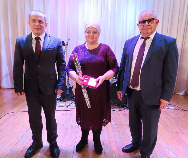 Воловским союзницам вручены региональные и федеральные награды