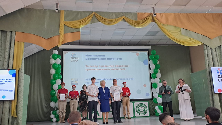 Советы женщин Алтайского края: работа день за днем