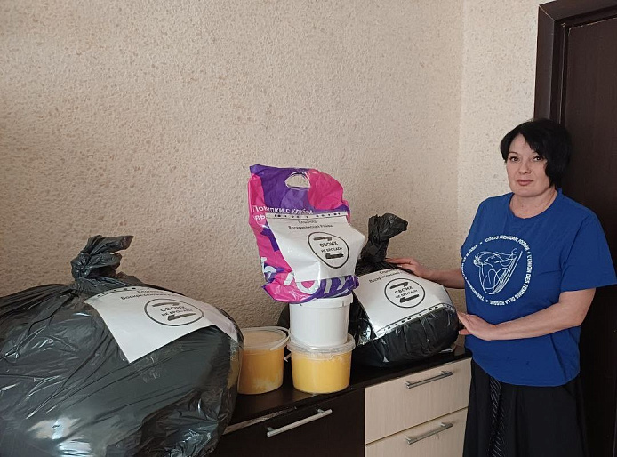 Волонтер женсовета из села Елшанка организовала очередной сбор гумпомощи для наших бойцов