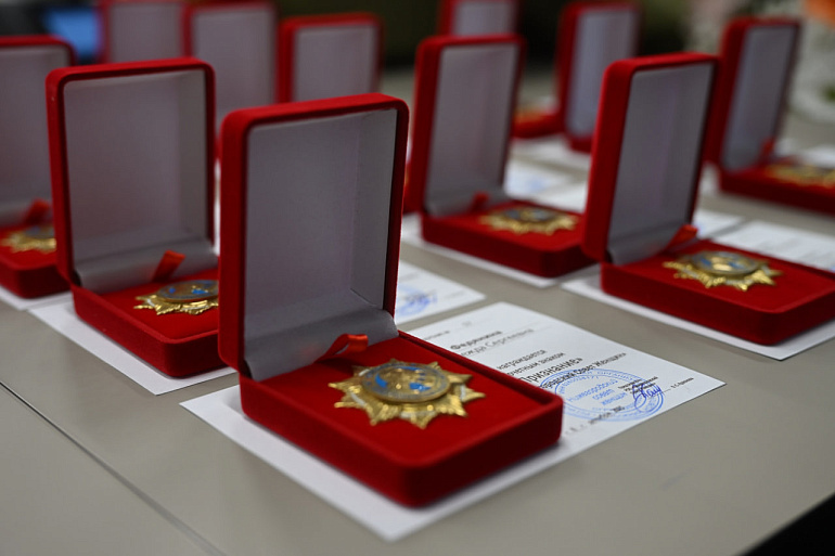 Матерям погибших на СВО воинов вручили награды Нижегородского совета женщин