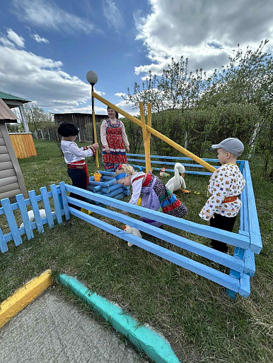 В детском саду Бичурского района изучают семейное воспитание старообрядцев