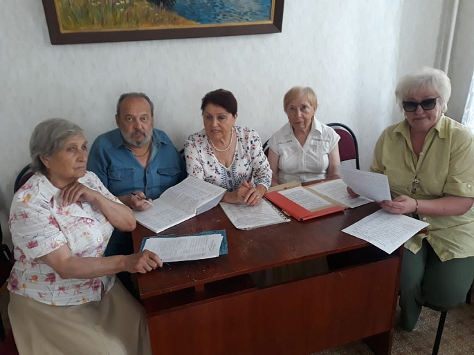 Ефремовский женсовет помогает бойцам СВО