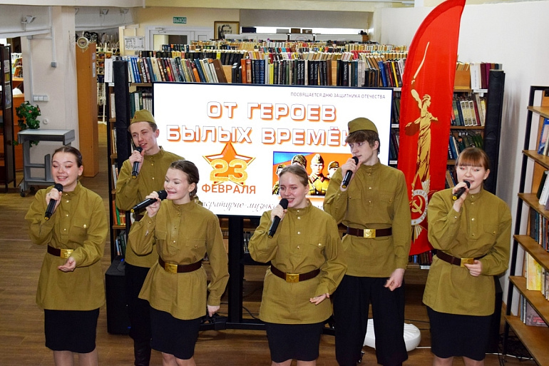 В Ярославле женсовет организовал для ветеранов литературно-музыкальную встречу