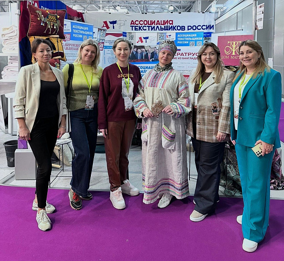 Мастерица из города Донского научила посетителей «Крокус Экспо» изготовлению кукол-мотанок