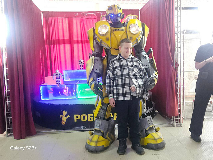 Амурский союз женщин организовал благотворительное мероприятие для детей бойцов СВО