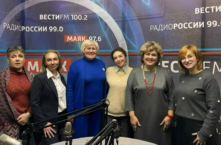 Саратовские союзницы обновили лыжню на новой экотропе