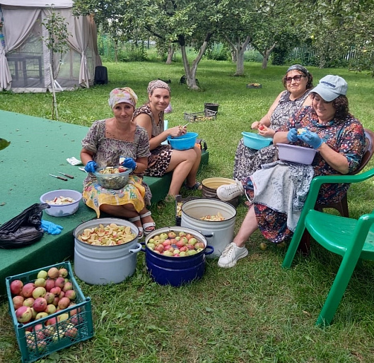 Тверские союзницы помогли монастырю в "битве" за урожай