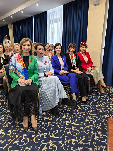 В Ярославле прошел форум «Есть женщины в русских селеньях»