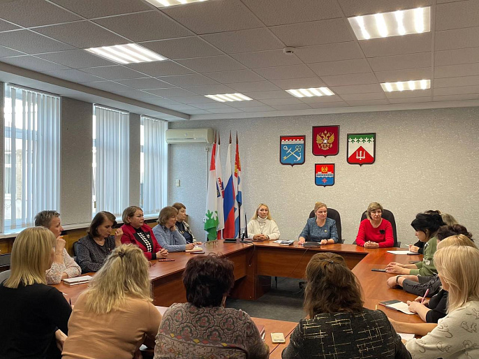 Волховский женсовет определил приоритетные направления работы в 2025 году