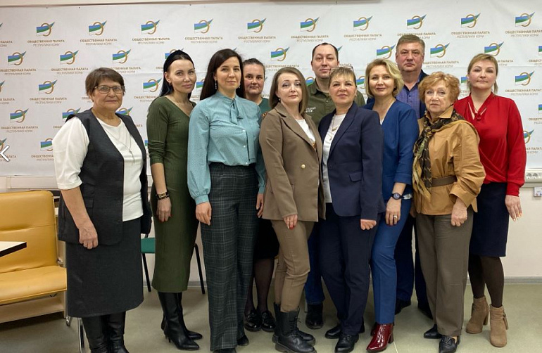 Сильный тыл – сильный фронт. Встреча с женщинами-волонтерами Коми