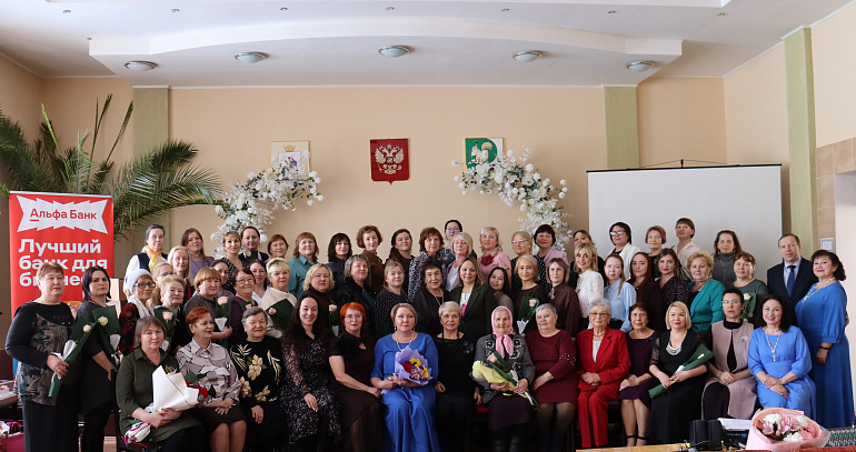 Её Величество – женщина! Юбилейный форум женщин Моркинского района прошел в Марий Эл