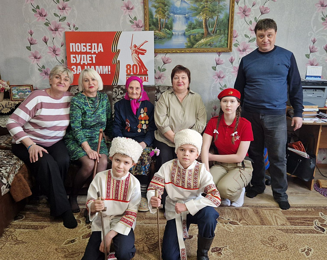 В Абакане вручены медали к 80-летию Победы в Великой Отечественной войне