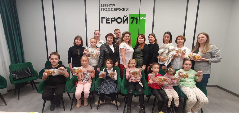 Тульские активистки организовали для детей участников СВО «вкусный» мастер-класс