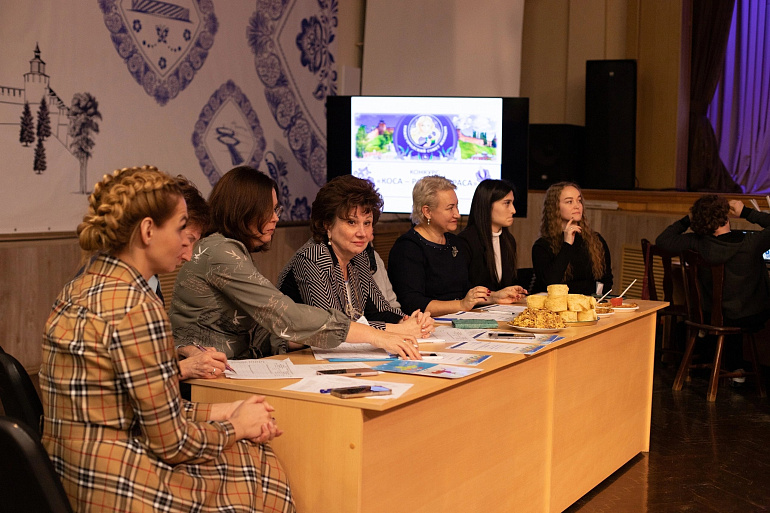 Состоялось первое заседание оргкомитета Межрегионального Фестиваля-конкурса «Коса – России Краса»