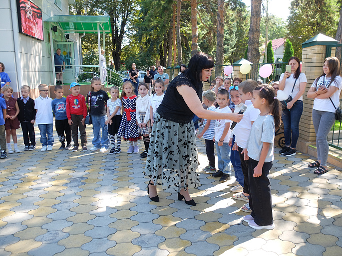 Подарки к школе вручили детям Предгорья