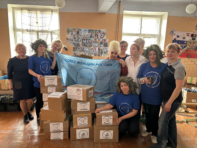 Волонтеры Омской области объединяют усилия в помощь фронту