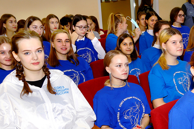 В Орле состоялась премьера фильма «Сильные женщины сильной России»