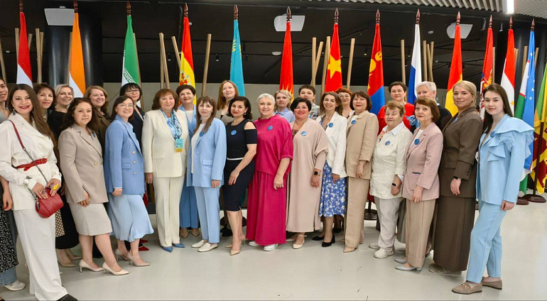 Тюменская делегация приняла участие в Международном женском форуме