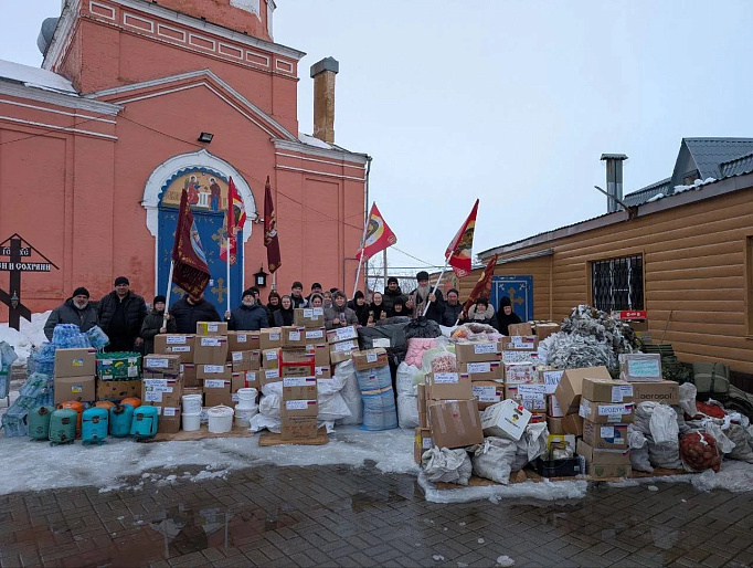 В селе Крутые Хутора собрали очередной гуманитарный груз на передовую