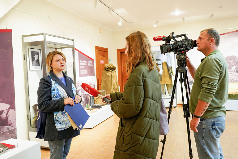 В Орле открылась выставка «У войны не женское лицо»