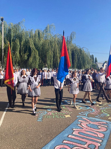 Женсоветы Тамбовской области поздравили педагогов и школьников с началом учебного года