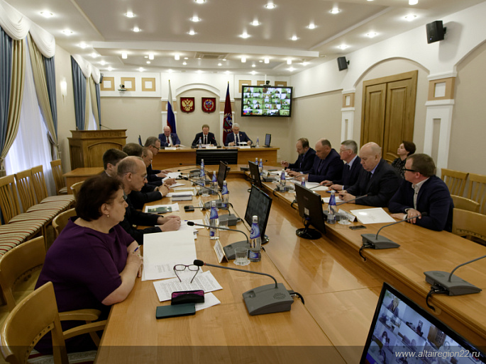 В Барнауле на заседании оргкомитета «Победа» обсудили юбилейные мероприятия